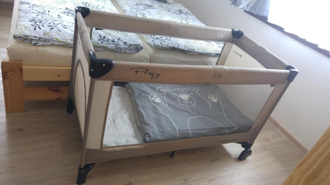Apartman Raketa Pernink エクステリア 写真
