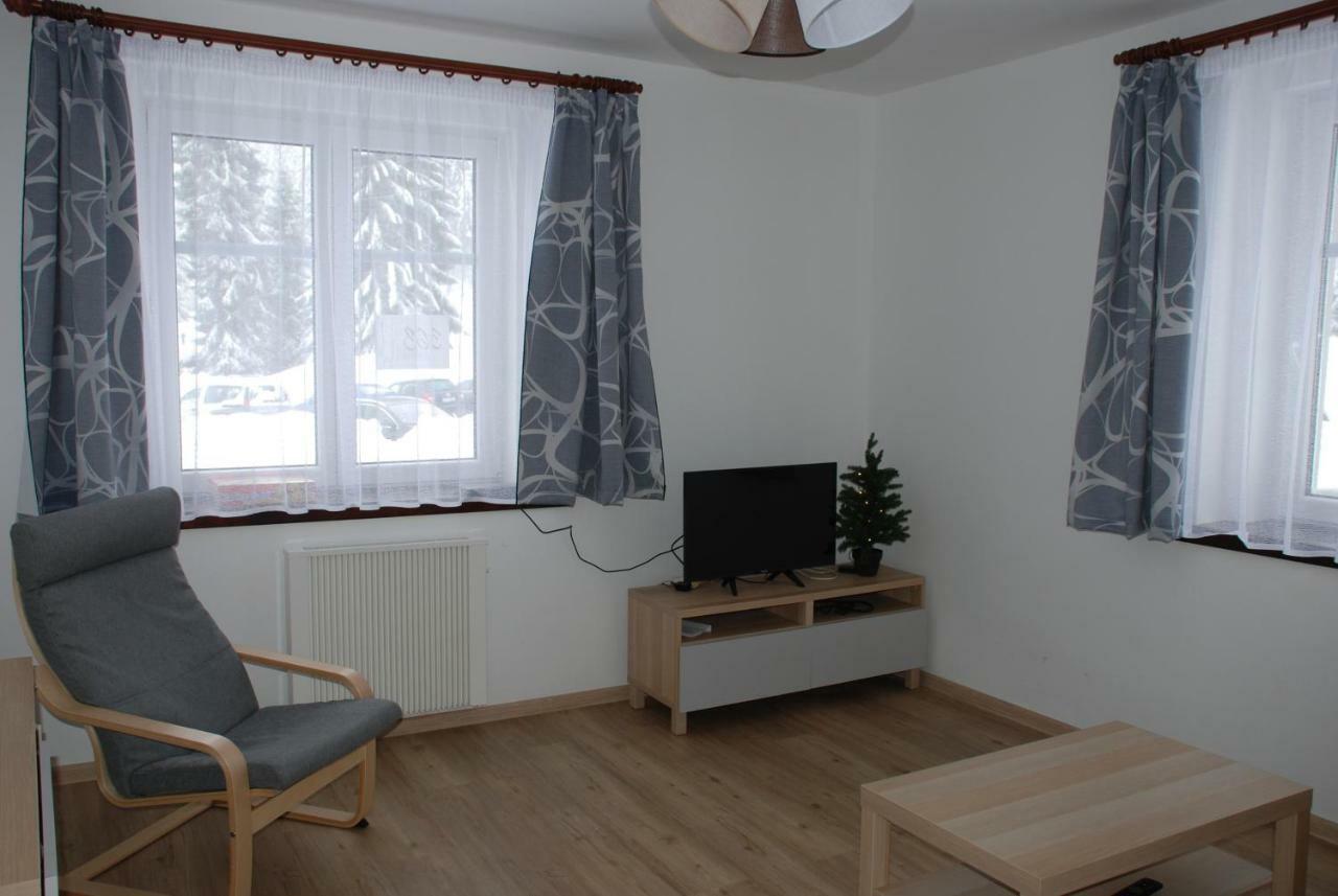 Apartman Raketa Pernink エクステリア 写真